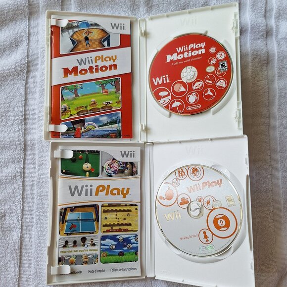 Wii Play & Wii Play Motion Nintendo Lot - Picture 3 of 5